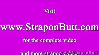 Strapon prodomme using anal plugg