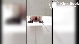 Beautiful women pooping in the toilet 44