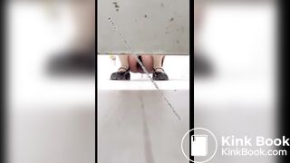 Beautiful women pooping in the toilet 44