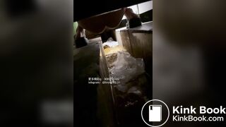 Beautiful women pooping in the toilet 73