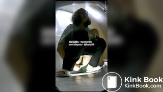 Beautiful women pooping in the toilet 87