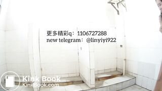 Beautiful women pooping in the toilet 92