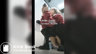 Beautiful women pooping in the toilet 95