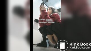 Beautiful women pooping in the toilet 95