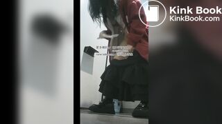 Beautiful women pooping in the toilet 95