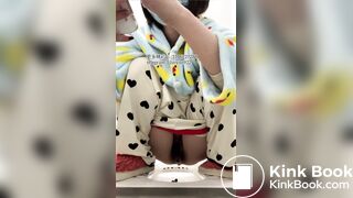Beautiful women pooping in the toilet 101