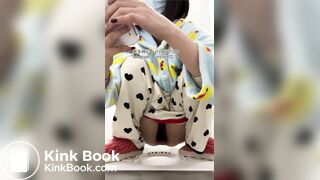 Beautiful women pooping in the toilet 101