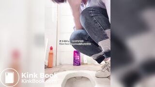 Beautiful women pooping in the toilet  110