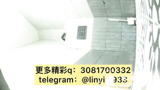 Beautiful women pooping in the toilet 136