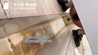 Beautiful women pooping in the toilet 137