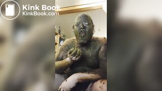 Shit smearing all over me and swallow