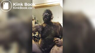 Shit smearing all over me and swallow