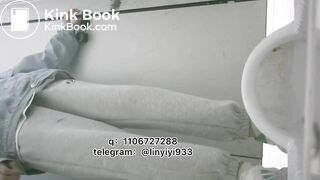 Beautiful women pooping in the toilet  146