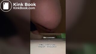 Beautiful women pooping in the toilet 154