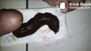 Grosse fournée intestinale en dégustation que j'arrose de sperme