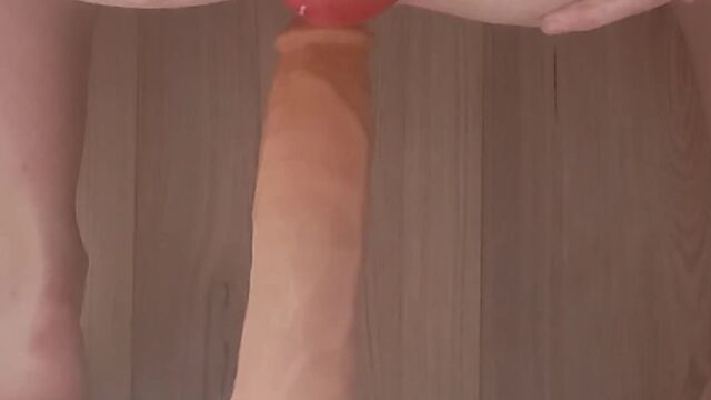 Apple Insertion in Anus + 18 times anal gape view for you in only 5 min