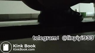 Beautiful women pooping in the toilet 161