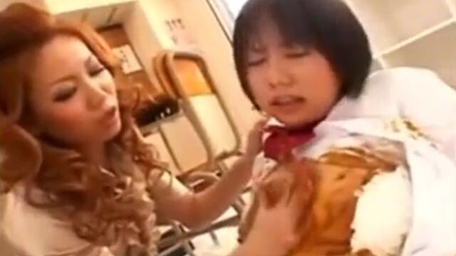 Naughty Japan Schoolgirls - Private scat lesson