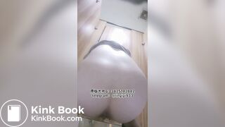 Beautiful women pooping in the toilet 180