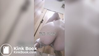 Beautiful women pooping in the toilet 181