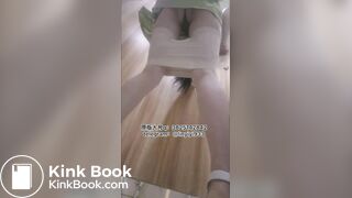 Beautiful women pooping in the toilet 182