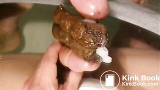 Pousée fécale pour éjaculation matinale