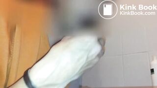 Caca dans la main, jeux scatos, étalage et éjaculation