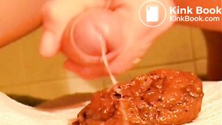 Je me vide le recum et je me vide les couilles sur mon caca