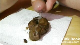 Large suprise rectale et matinale enduite de purée séminale