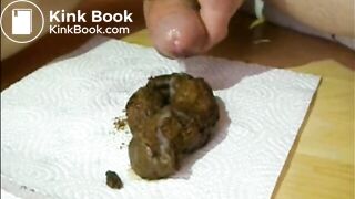 Large suprise rectale et matinale enduite de purée séminale