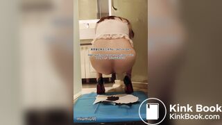 Girl pooping in toilet 013