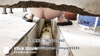 Girl pooping in toilet 014