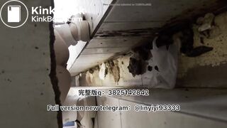 Girl pooping in toilet 015