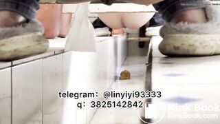 Girl pooping in toilet 017