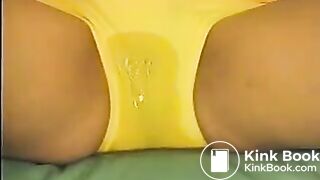 Japanese Bloomers - Pissing in yellow bloomers