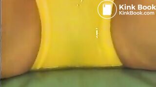 Japanese Bloomers - Pissing in yellow bloomers