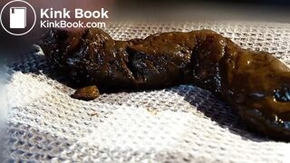 J'ai envie de jouer avec mon caca et me faire éjaculer pour toi