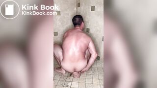 002 Shitting on Hankey’s Atlas XL and some plugs