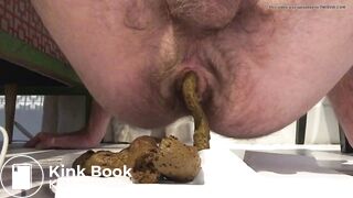 Man with hairy ass shitting for his boyfriend