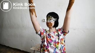 Hot asian Miss_Di smearing scat