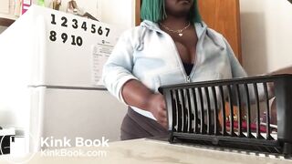 Curvy Ebony MILF Solo Webcam Show