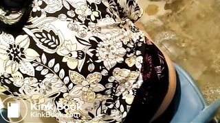 Muslim mom poops in the toilet