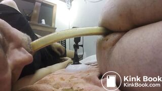 Old gay man sucking shit from his younger lover