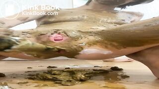 Teen Scat slut