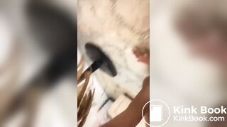 Délicieux, une chatte pleine de merde