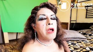 Anahí Sharon eats her own semen mixed with her sh