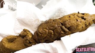 Trans Babe with Rough Heels Shits a Big Log