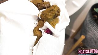 Trans Babe with Rough Heels Shits a Big Log