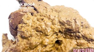 This is How a Fat Girl Shits