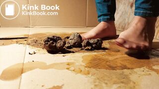 Pantyhose jeans and puppy cake 1